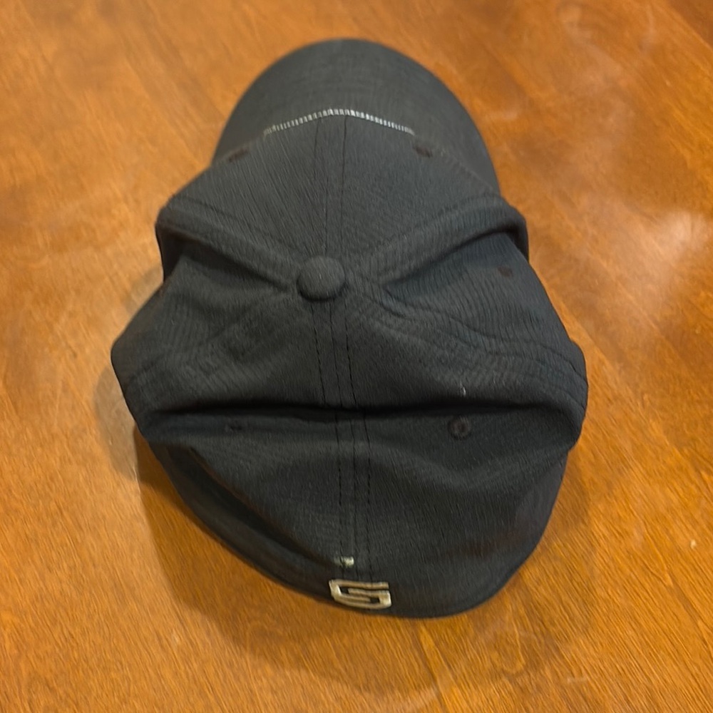 Under Armour Black Logo Cap - Picture 2 of 8